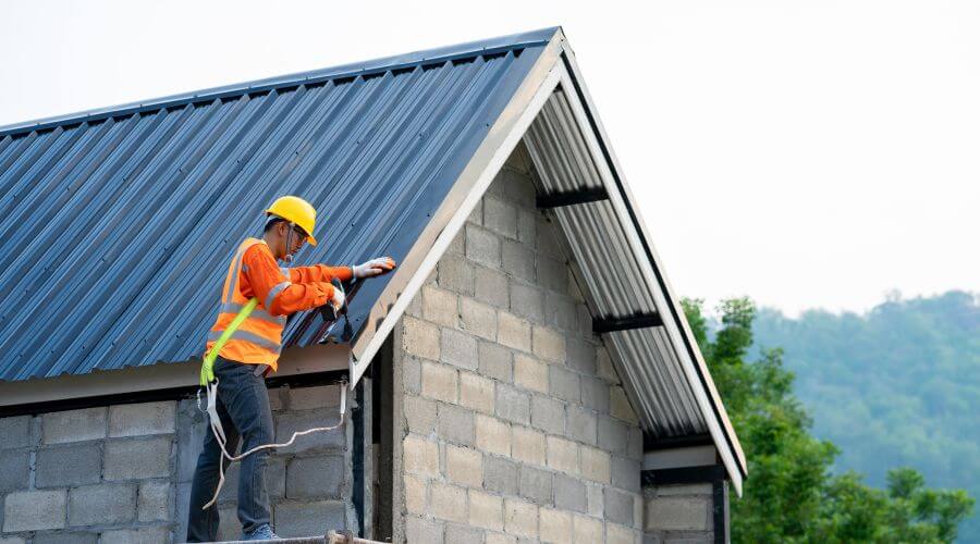 Expert Emergency Roof Repairs services in Saint Jacob, IL